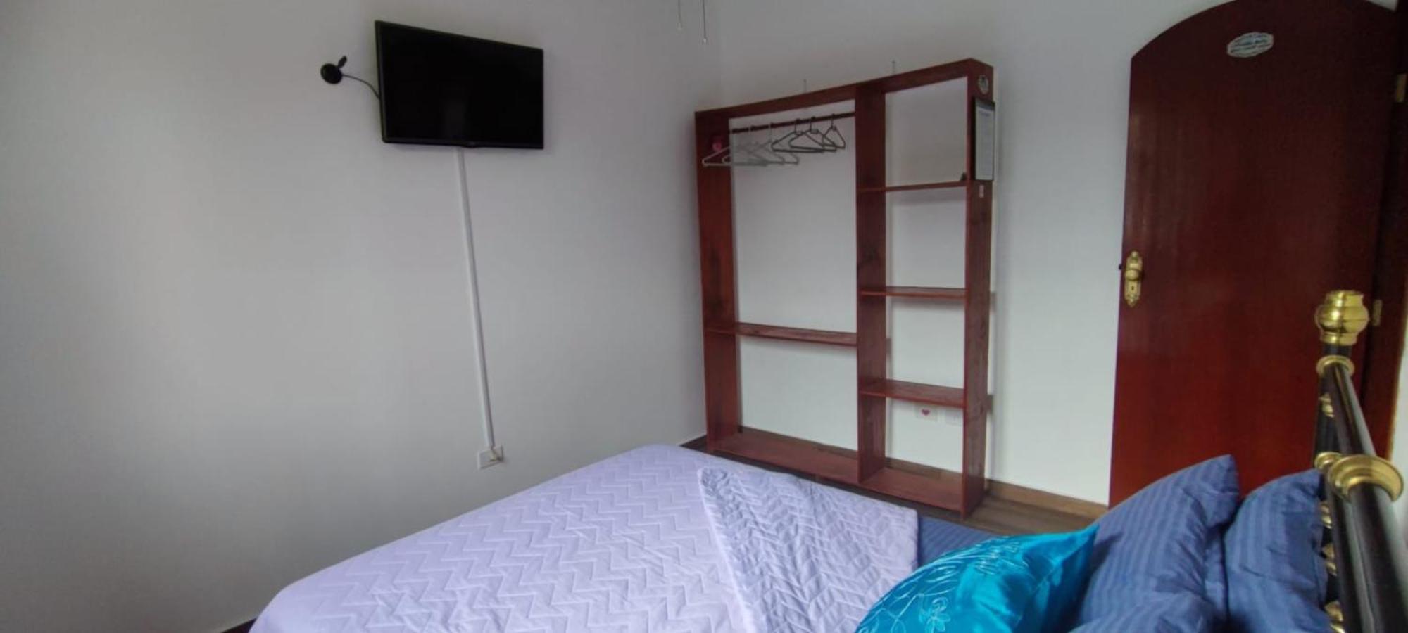 Casa Rosa De Peruibe - Casa De Temporada 3 Dormitorios, 10 Hospedes, Piscina, Wi-Fi, Netflix, 800 Metros Da Praia Экстерьер фото